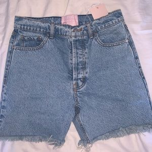 NWT vintage light wash high waist bermuda shorts